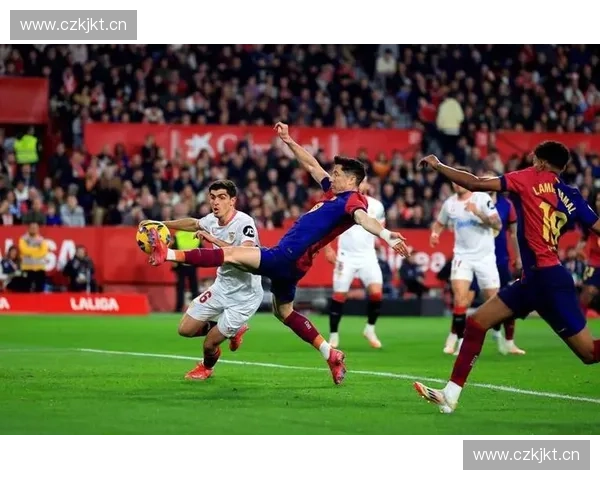 全球顶级足球赛事全面解析 赛制规则球队风采精彩瞬间全方位盘点